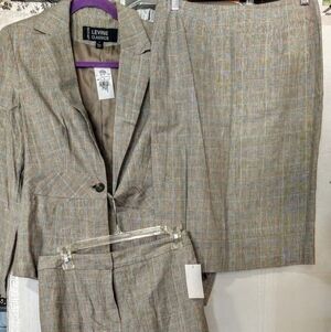 Levine Classics Subtle Pllaid 3pc suit